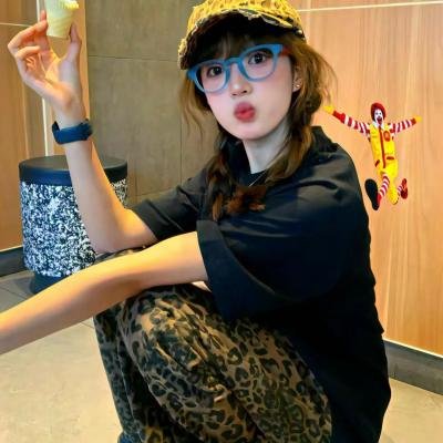 暗黑女子